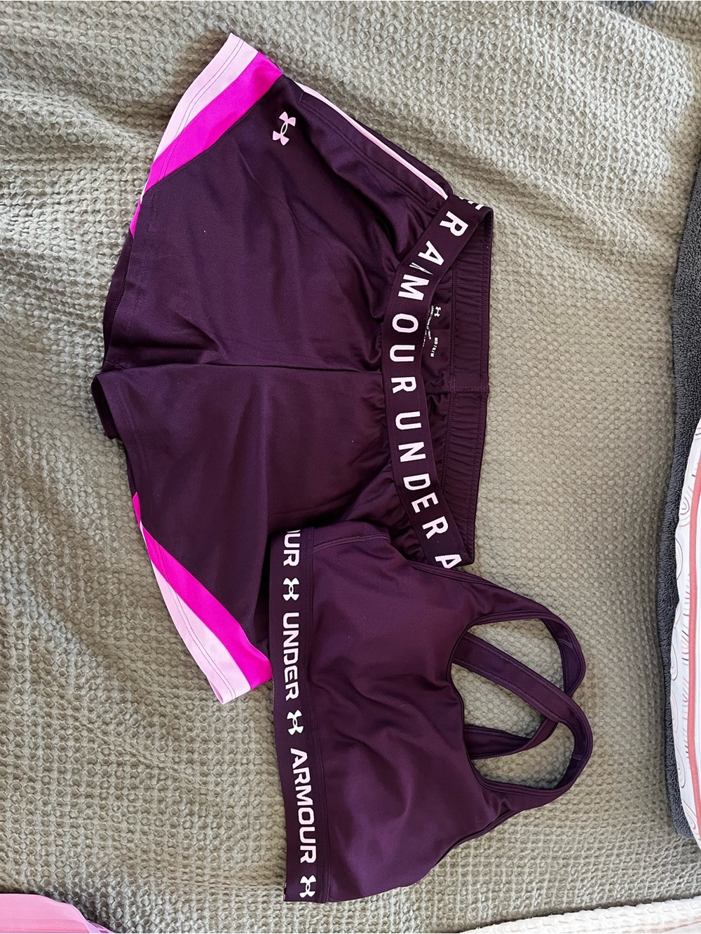 LG Under Armour Women's Maroon and Pink Athletic Shorts Set